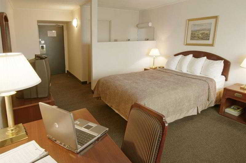 Hotel Courtyard By Marriott Regina Downtown Zimmer foto